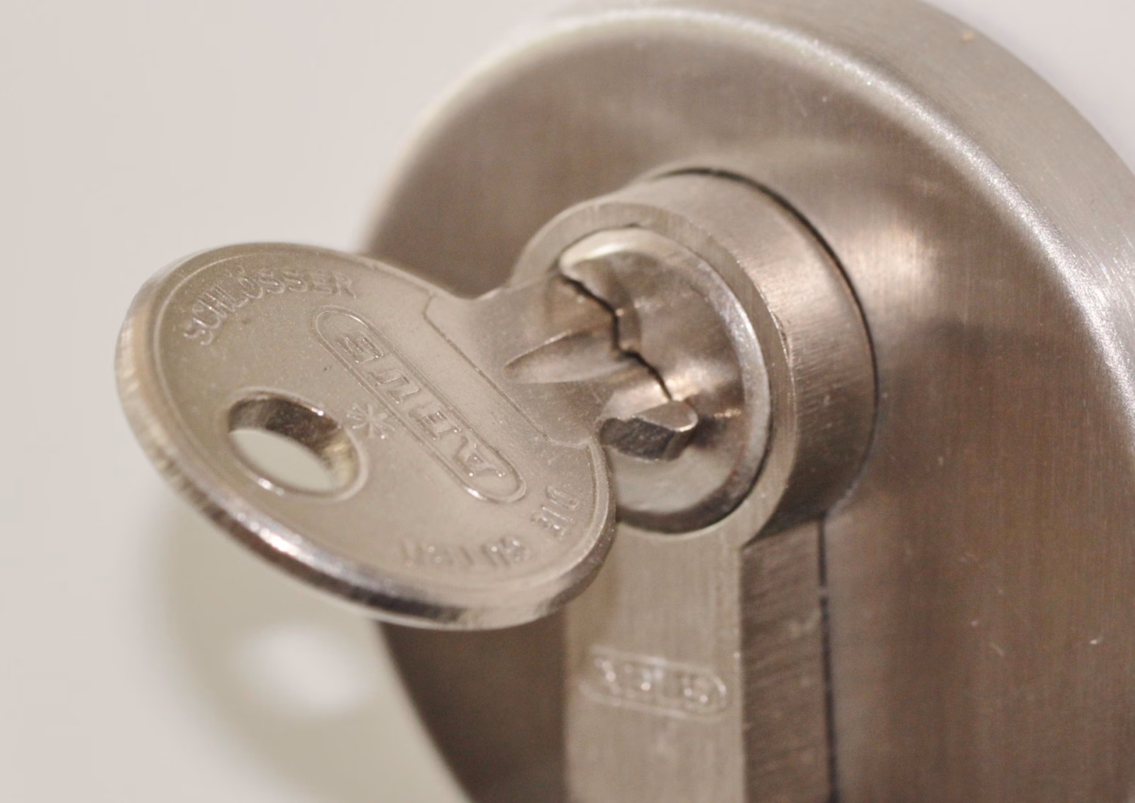 Not all lock-out situations require a locksmith